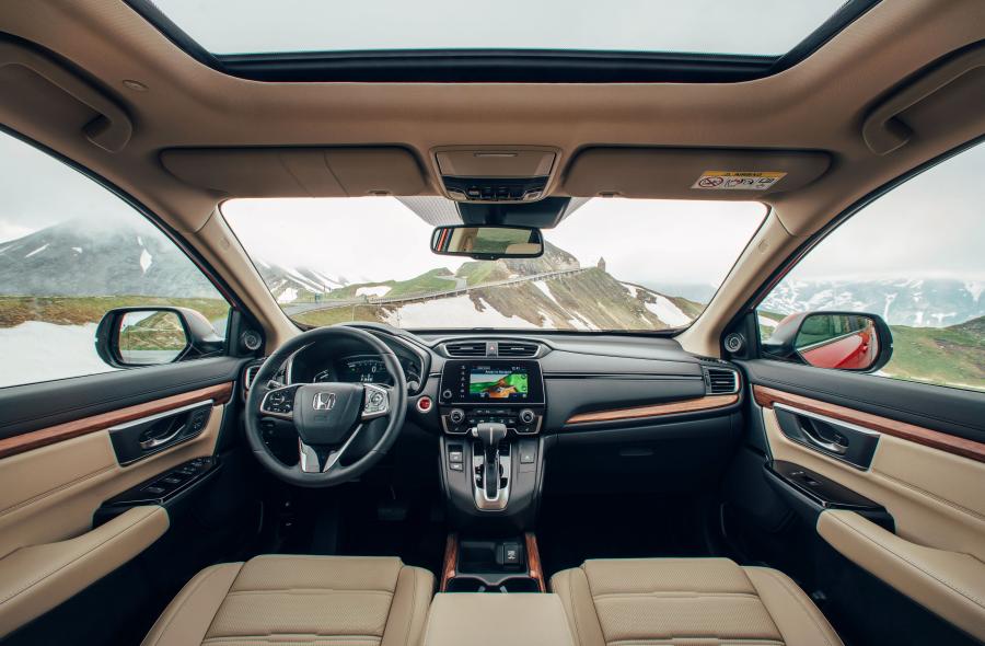 Торпедо Honda CR-V 2018 года  (EU) (фото 7 из 40)